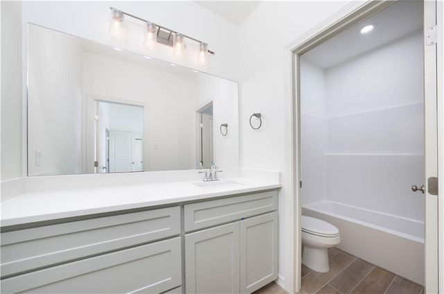 1402 Lois Chesney St, Corpus Christi, TX 78415