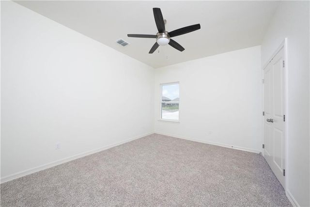 1402 Lois Chesney St, Corpus Christi, TX 78415