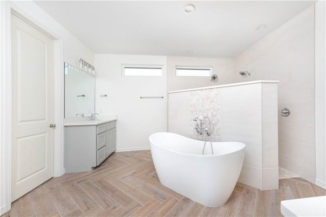 1402 Lois Chesney St, Corpus Christi, TX 78415