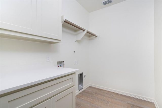 1402 Lois Chesney St, Corpus Christi, TX 78415