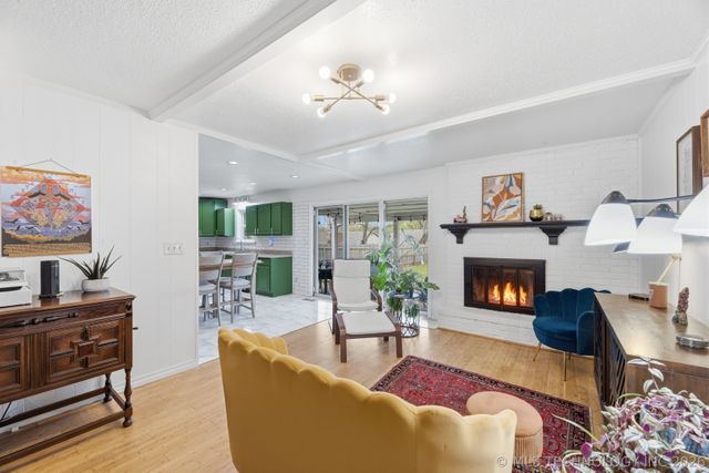 211 W 17th Street, Owasso, OK 74055