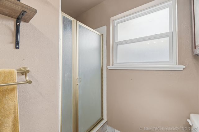 211 W 17th Street, Owasso, OK 74055