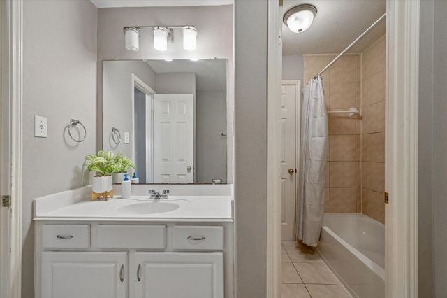 7522 Brighton Knolls Ln, Richmond, TX 77407