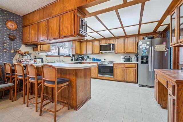 709 Westridge Court, Yukon, OK 73099