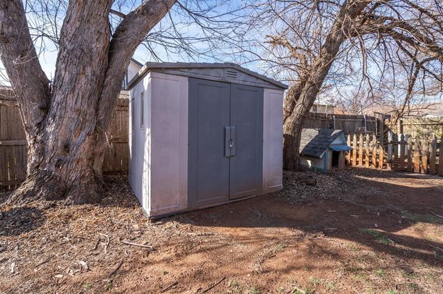 709 Westridge Court, Yukon, OK 73099