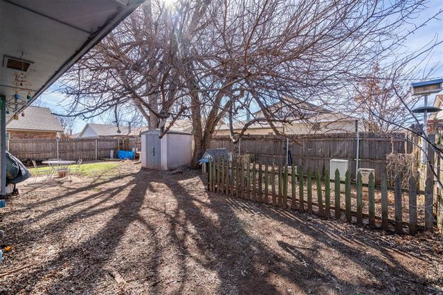 709 Westridge Court, Yukon, OK 73099