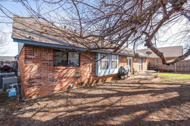 709 Westridge Court, Yukon, OK 73099