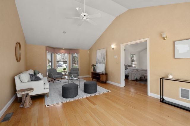 2 Cyr Circle, Andover, MA 01810