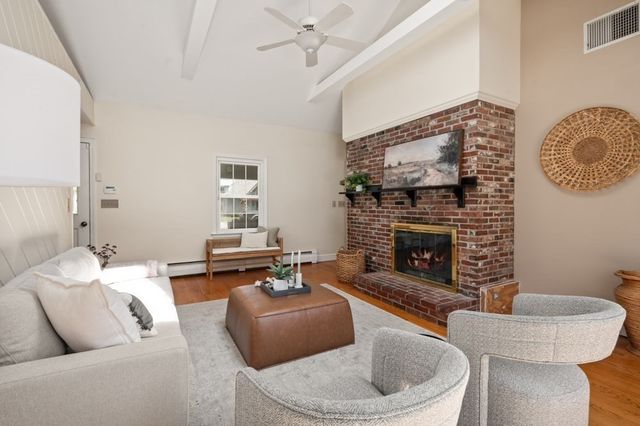 2 Cyr Circle, Andover, MA 01810