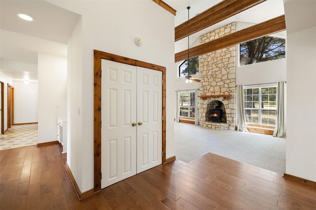 179 Rainbow DR, Bastrop, TX 78602