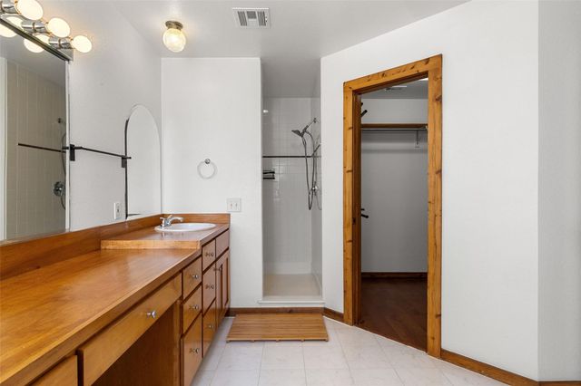 179 Rainbow DR, Bastrop, TX 78602