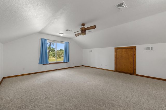 179 Rainbow DR, Bastrop, TX 78602