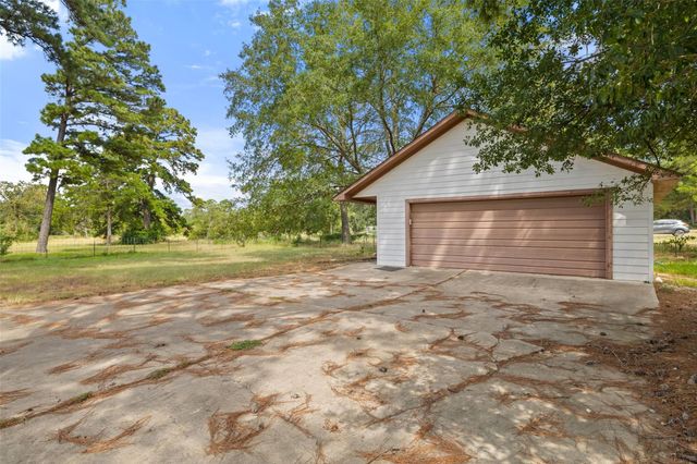 179 Rainbow DR, Bastrop, TX 78602