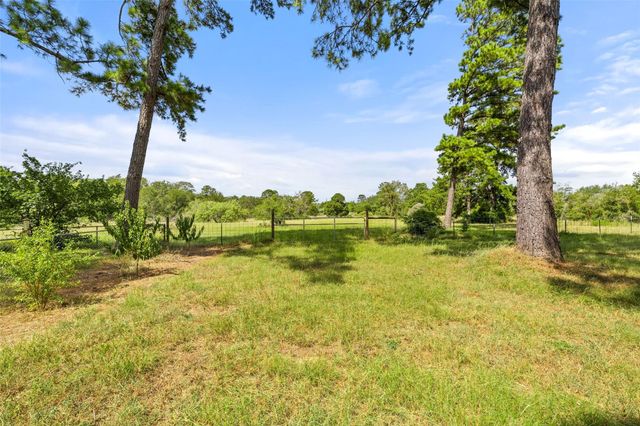 179 Rainbow DR, Bastrop, TX 78602