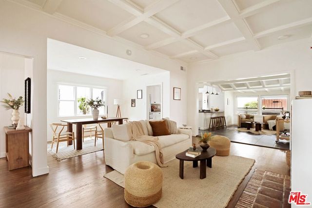 4111 Edgehill Drive, Los Angeles, CA 90008