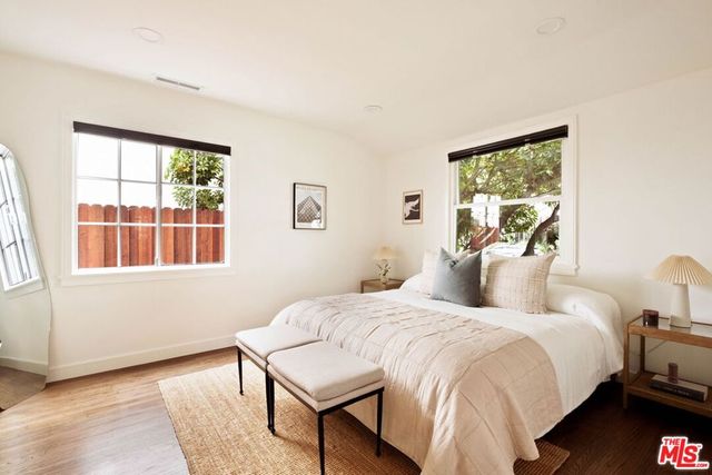 4111 Edgehill Drive, Los Angeles, CA 90008