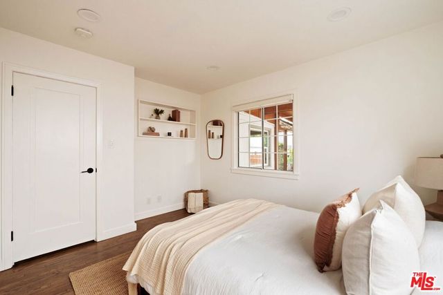 4111 Edgehill Drive, Los Angeles, CA 90008