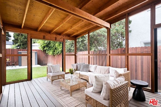 4111 Edgehill Drive, Los Angeles, CA 90008