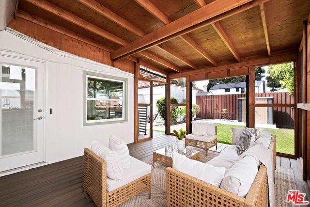 4111 Edgehill Drive, Los Angeles, CA 90008