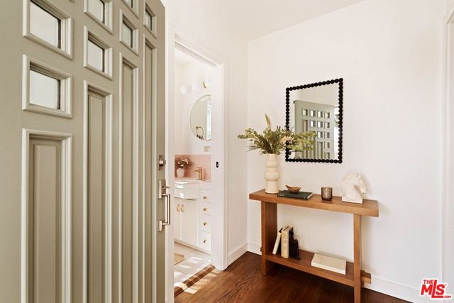 4111 Edgehill Drive, Los Angeles, CA 90008