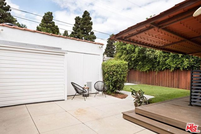 4111 Edgehill Drive, Los Angeles, CA 90008