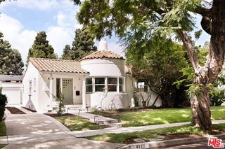 4111 Edgehill Drive, Los Angeles, CA 90008