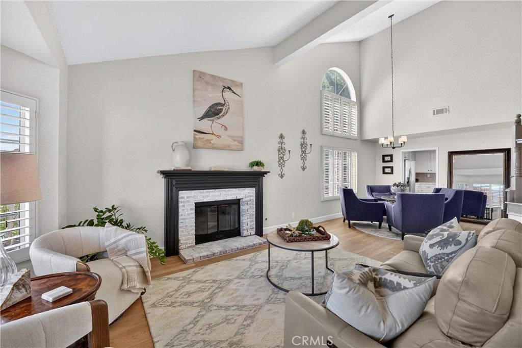 Image 3 of property listing at 5515 Camino Vista, Yorba Linda, CA 92887