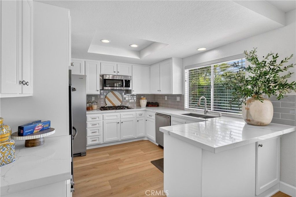 Image 8 of property listing at 5515 Camino Vista, Yorba Linda, CA 92887