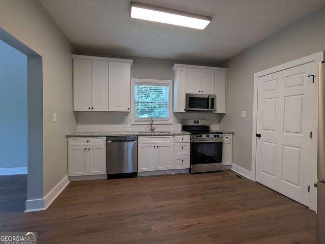 305 Burson Avenue, Carrollton, GA 30117