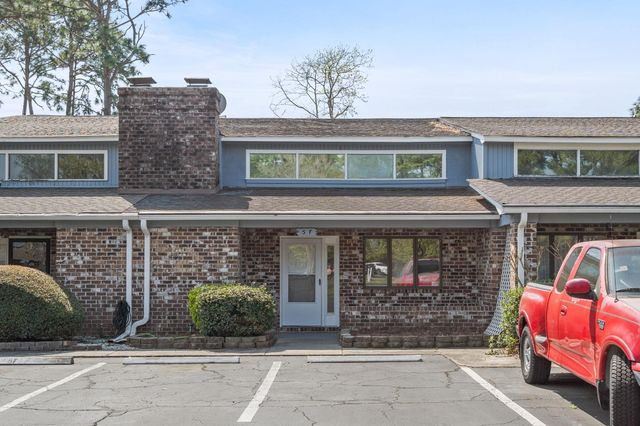 1841 Fairway Ridge Dr Apt 5F, Surfside Beach, SC 29575