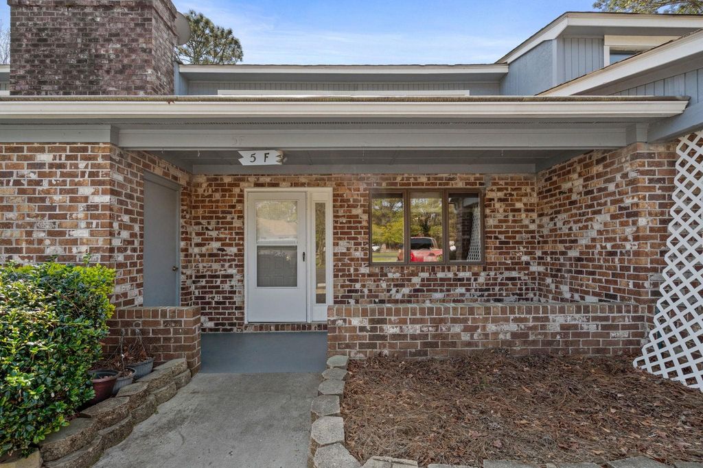 1841 Fairway Ridge Dr Apt 5F, Surfside Beach, SC 29575