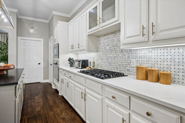 7525 Cedar Elm Drive, Irving, TX 75063