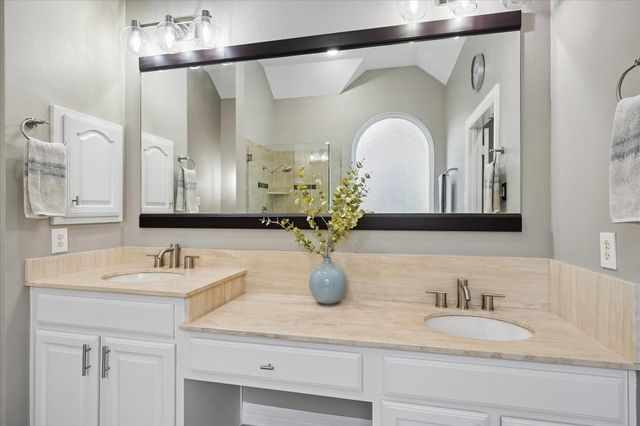 7525 Cedar Elm Drive, Irving, TX 75063