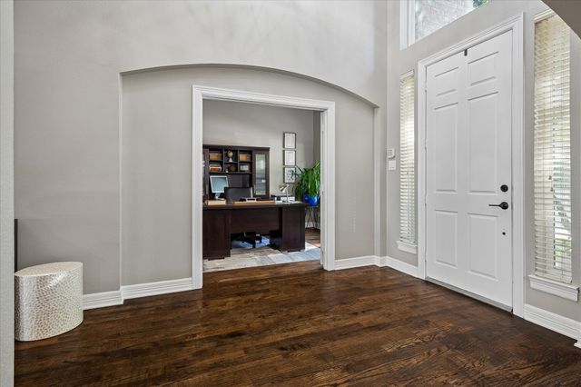 7525 Cedar Elm Drive, Irving, TX 75063