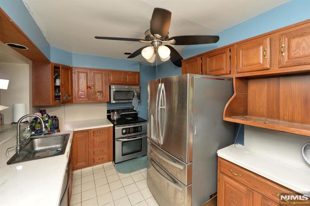 25-29 Urban Place, Fair Lawn, NJ 07410