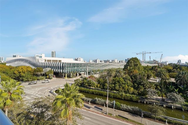 2001 Meridian Ave PH-16, Miami Beach, FL 33139