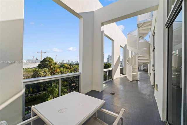 2001 Meridian Ave PH-16, Miami Beach, FL 33139