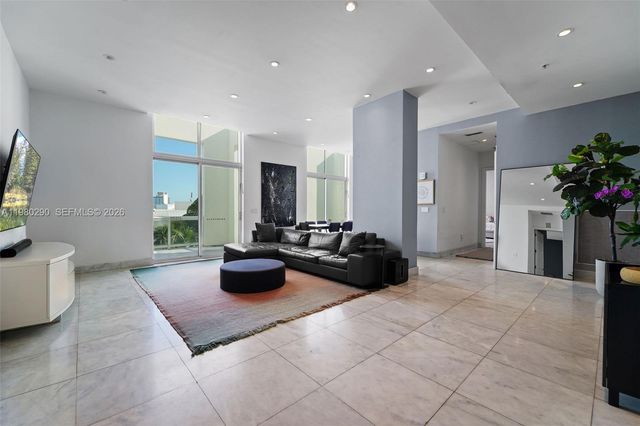 2001 Meridian Ave PH-16, Miami Beach, FL 33139