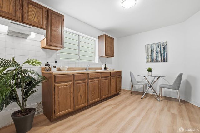 15 Balhi Court, San Francisco, CA 94112