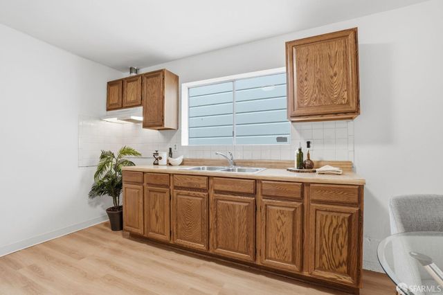 15 Balhi Court, San Francisco, CA 94112