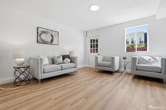 15 Balhi Court, San Francisco, CA 94112