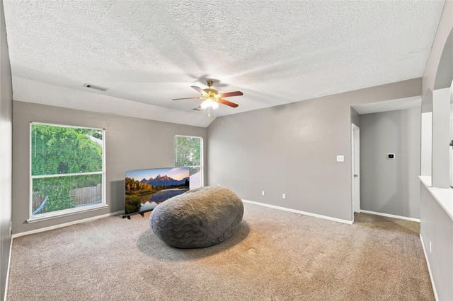 10827 Oak Acres Drive, Houston, TX 77065