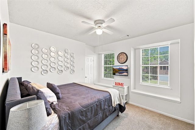 10827 Oak Acres Drive, Houston, TX 77065