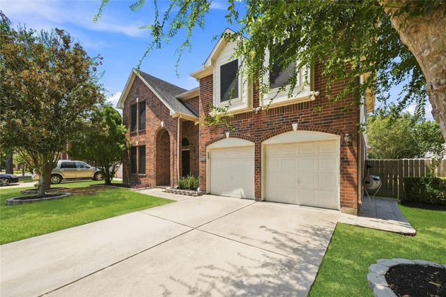 10827 Oak Acres Drive, Houston, TX 77065