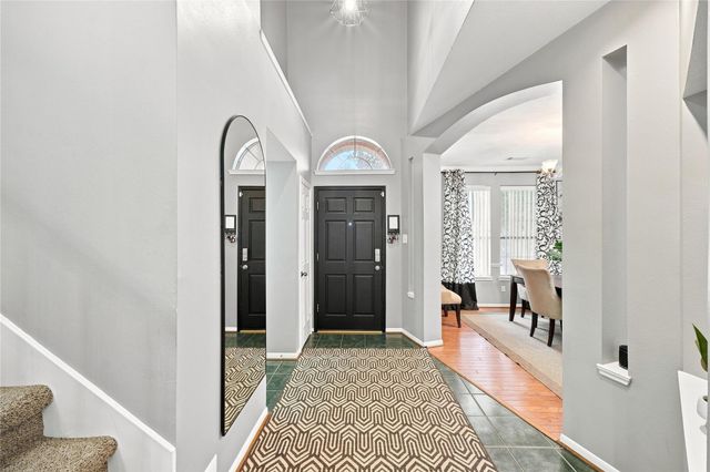 10827 Oak Acres Drive, Houston, TX 77065