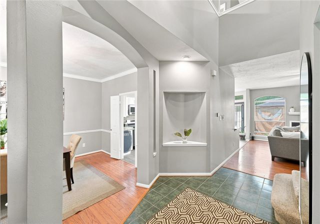10827 Oak Acres Drive, Houston, TX 77065
