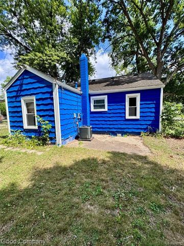 21541 Collingham Avenue, Farmington Hills, MI 48336
