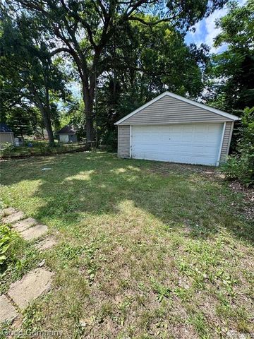 21541 Collingham Avenue, Farmington Hills, MI 48336