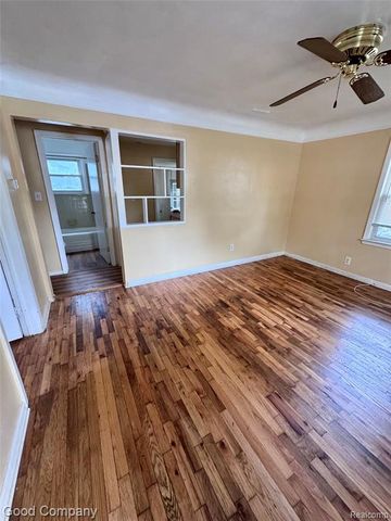 21541 Collingham Avenue, Farmington Hills, MI 48336