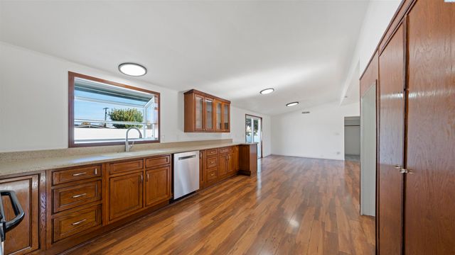 2521 W Entiat Ave, Kennewick, WA 99336